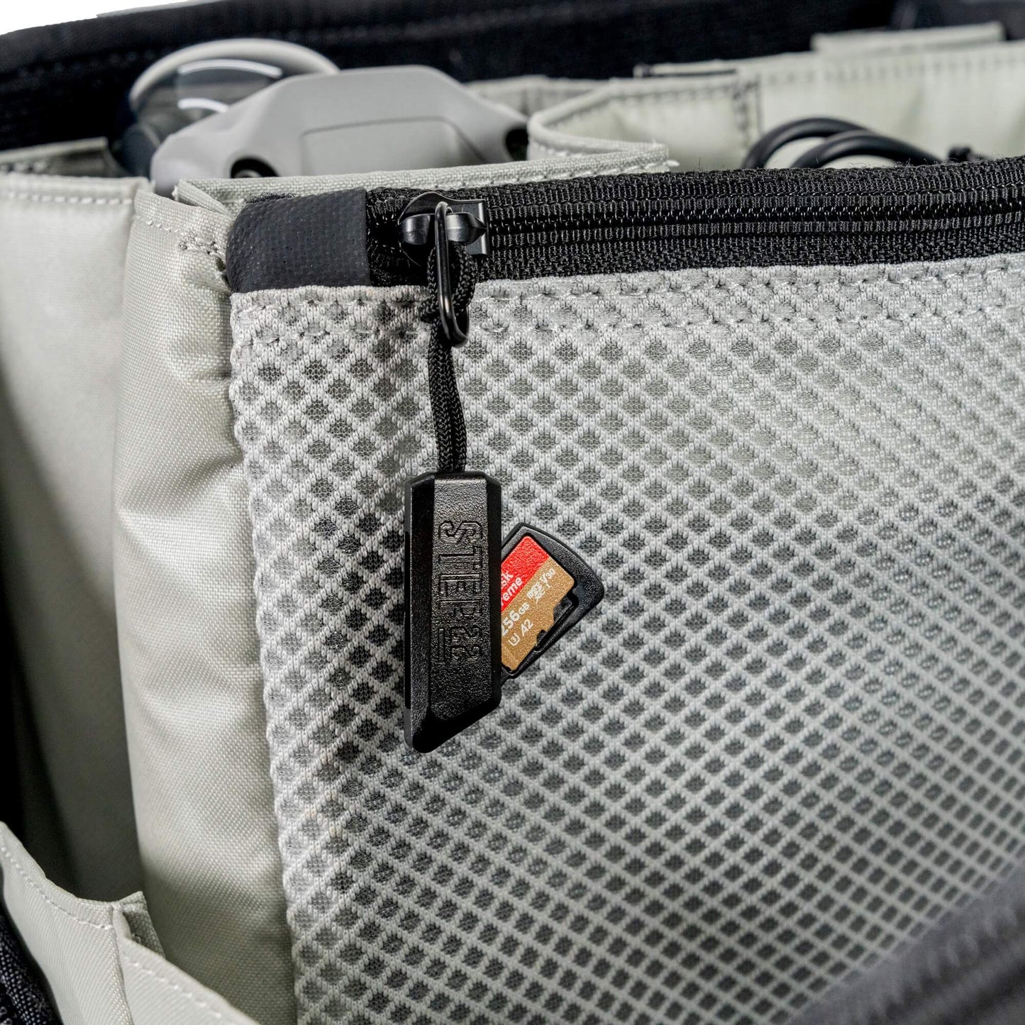 Tenkile™ Grande Tech-Tasche